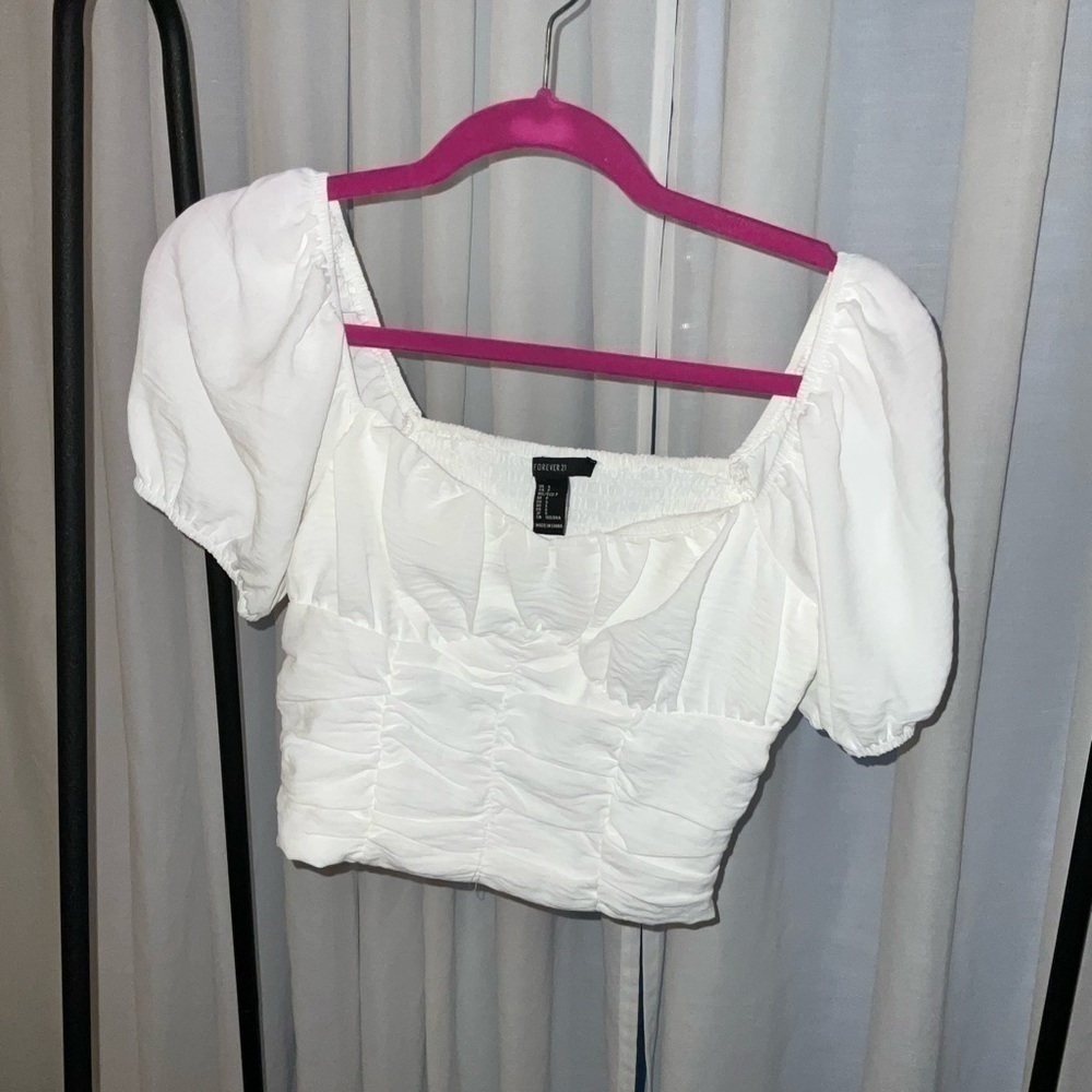 Forever 21 cropped blouse